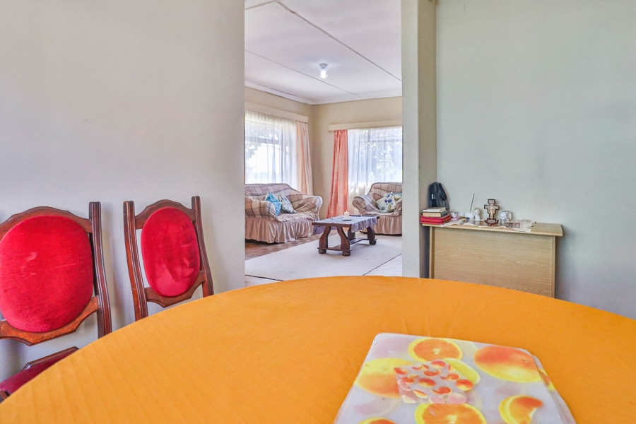 2 Bedroom Property for Sale in Korsten Eastern Cape